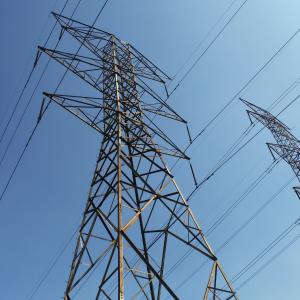 Tralicci energia elettrica