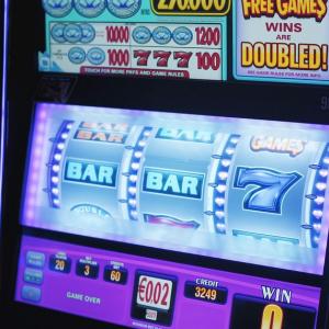 Slot