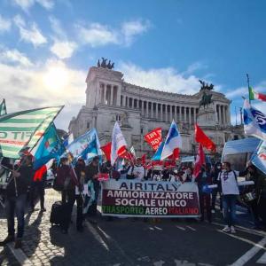 lavoratori di Air Italy lavoratori di Air Italy
