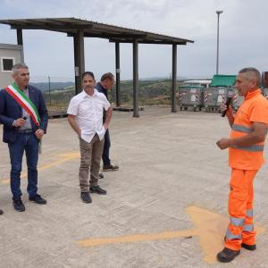 l'assessore regionale dell'Ambiente, Gianni Lampis, all'inaugurazione di Esterzili
