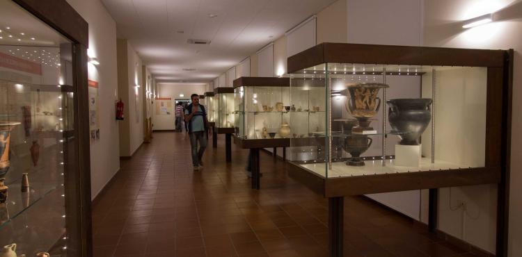 l'immagine di un museo archeologico italiano l'immagine di un museo archeologico italiano