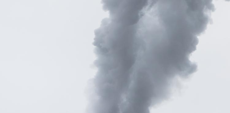<span>Photo by <a href="https://unsplash.com/@martinadams?utm_source=unsplash&utm_medium=referral&utm_content=creditCopyText">Martin Adams</a> on <a href="https://unsplash.com/s/photos/carbon-emissions?utm_source=unsplash&utm_medium=referral&utm_content=creditCopyText">Unsplash</a></span> Emissioni