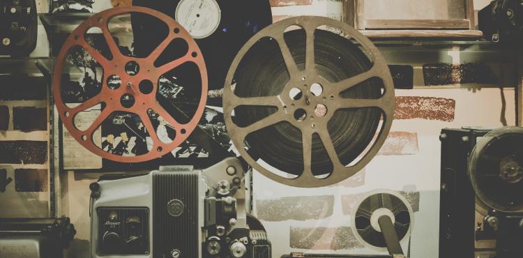 <span>Photo by <a href="https://unsplash.com/@imnoom?utm_source=unsplash&utm_medium=referral&utm_content=creditCopyText">Noom Peerapong</a> on <a href="https://unsplash.com/s/photos/cinema?utm_source=unsplash&utm_medium=referral&utm_content=creditCopyText">Unsplash</a></span> Cinema