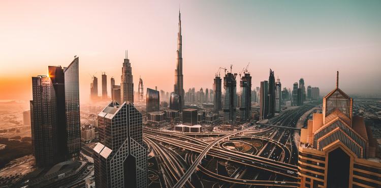 Photo by <a href="https://unsplash.com/@david__r?utm_source=unsplash&utm_medium=referral&utm_content=creditCopyText">David Rodrigo</a> on <a href="https://unsplash.com/s/photos/dubai?utm_source=unsplash&utm_medium=referral&utm_content=creditCopyText">Unsplash</a> Fiera